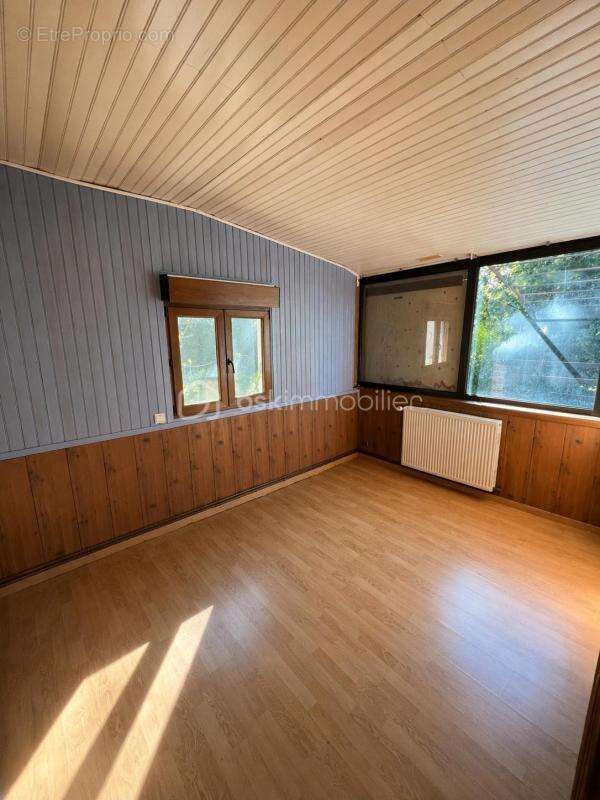 Maison à MOUROUX