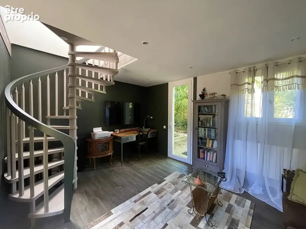 Maison 9 pièces 210 m² à vendre à Tourbes (34120) - photo 9