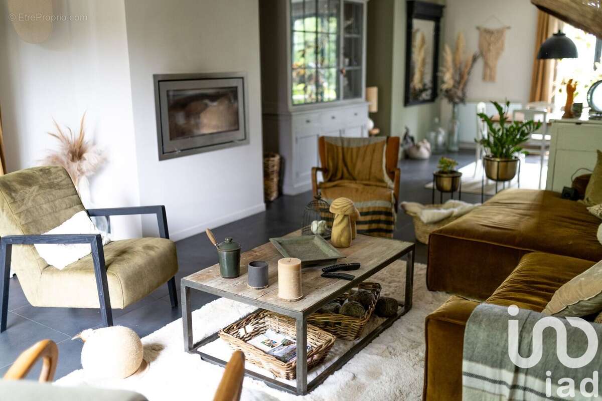 Photo 2 - Maison à SAINT-ETIENNE-DE-MONTLUC