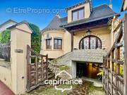 Maison à SAINT-MAUR-DES-FOSSES