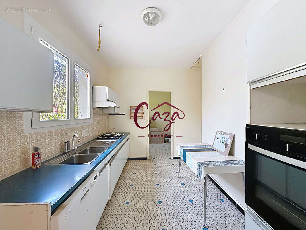 Maison à CAMBLANES-ET-MEYNAC