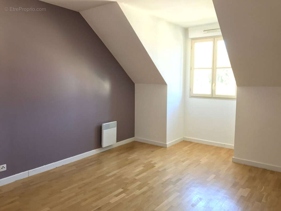 Appartement à BUC