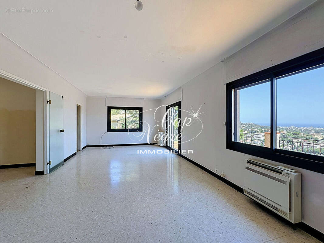 Maison vue mer au calme a bormes-les-mimosas - photo 8
