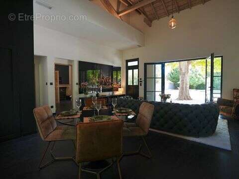 Maison 120 m² à Maillane  - photo 3