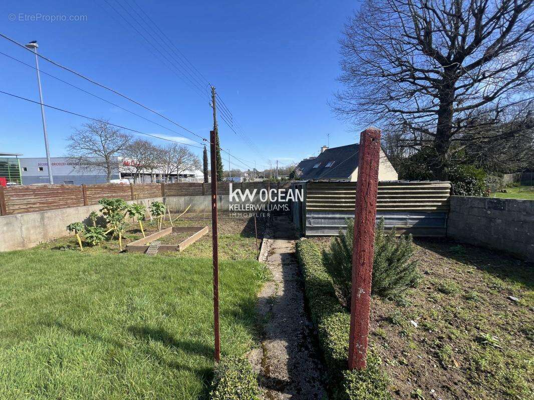 Maison à SAINT-RENAN