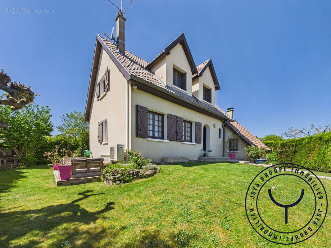 Maison à LES NOES-PRES-TROYES