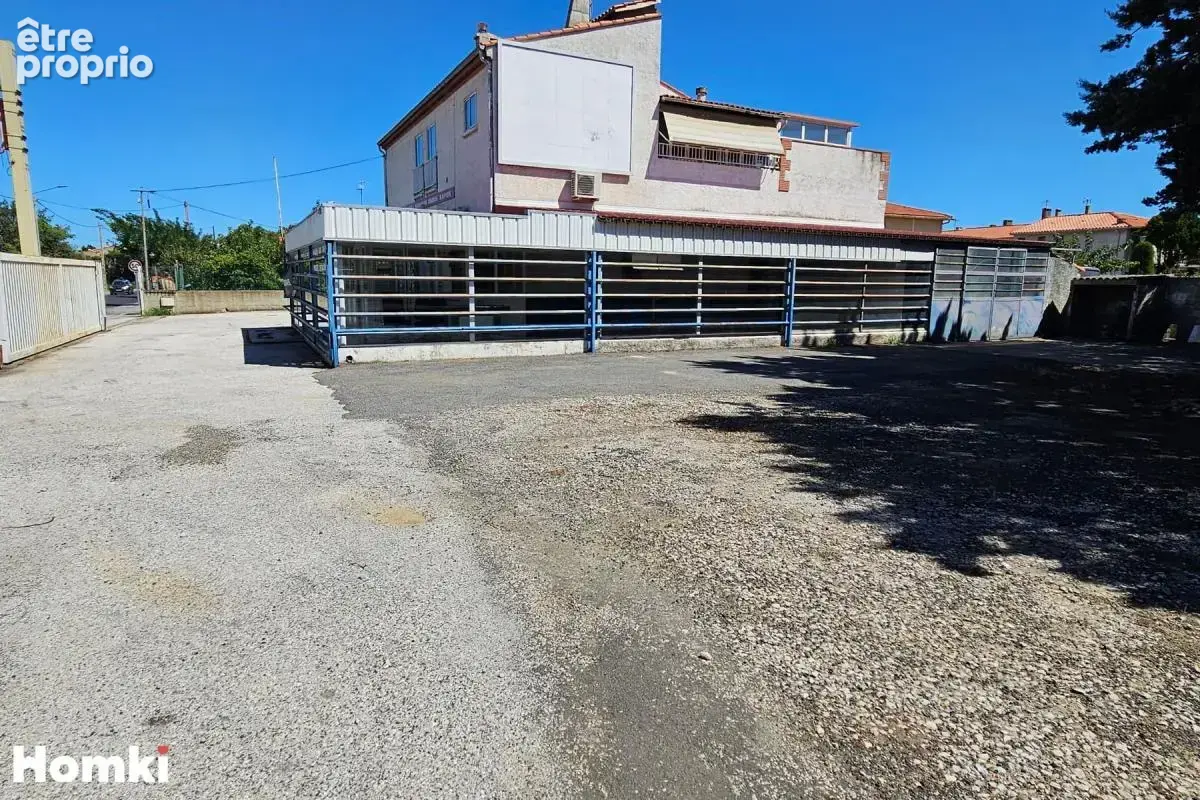 Local commercial T6 de 470 m² à Ille-sur-Têt 66130, Route de Perpignan - photo 13