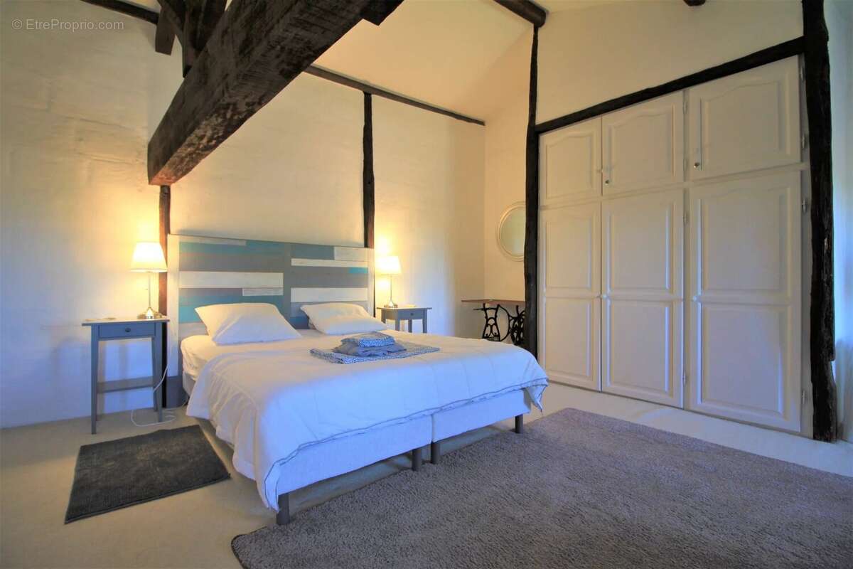 Magnifique manoir en position dominante avec piscine - photo 11