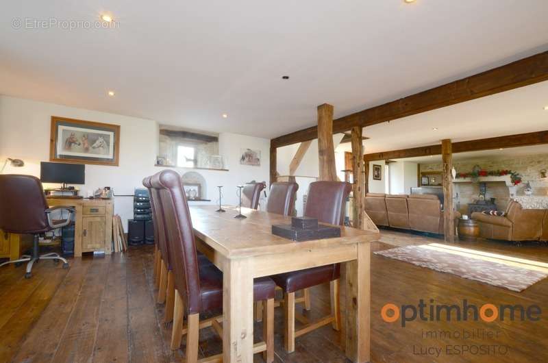 Maison à MAUPREVOIR