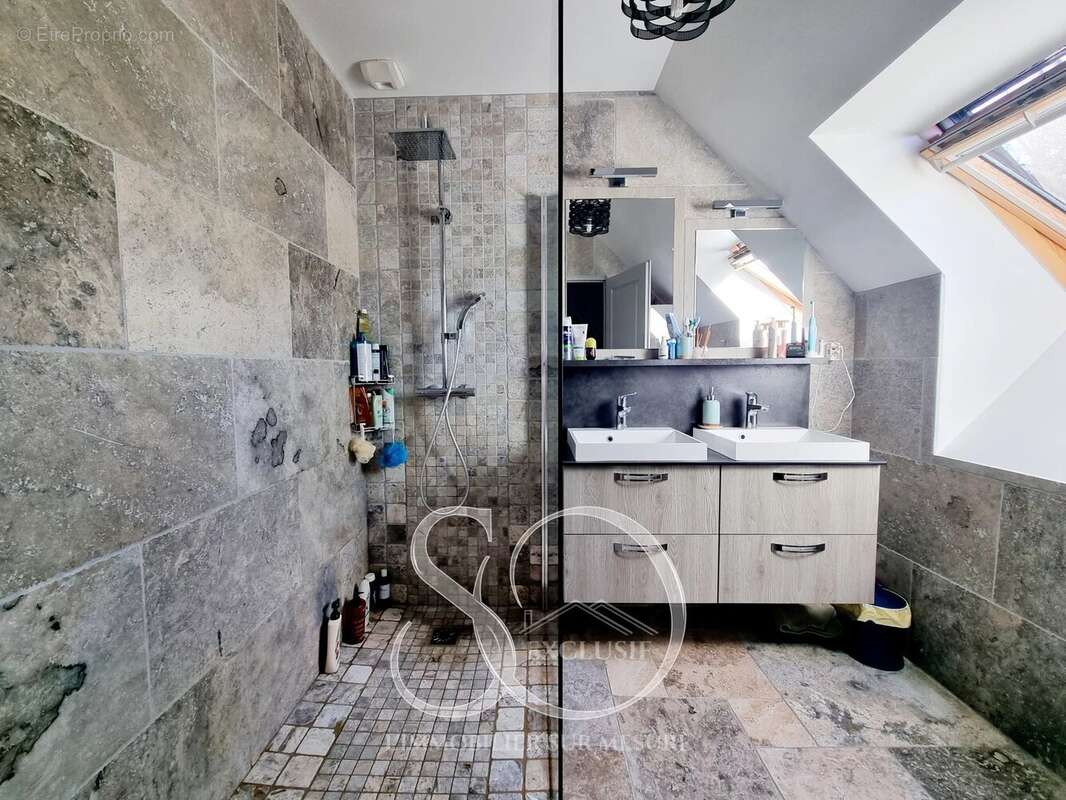 Maison à MONTFORT-L'AMAURY