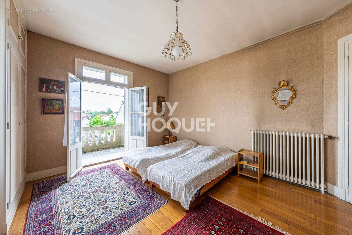 Maison à GRETZ-ARMAINVILLIERS