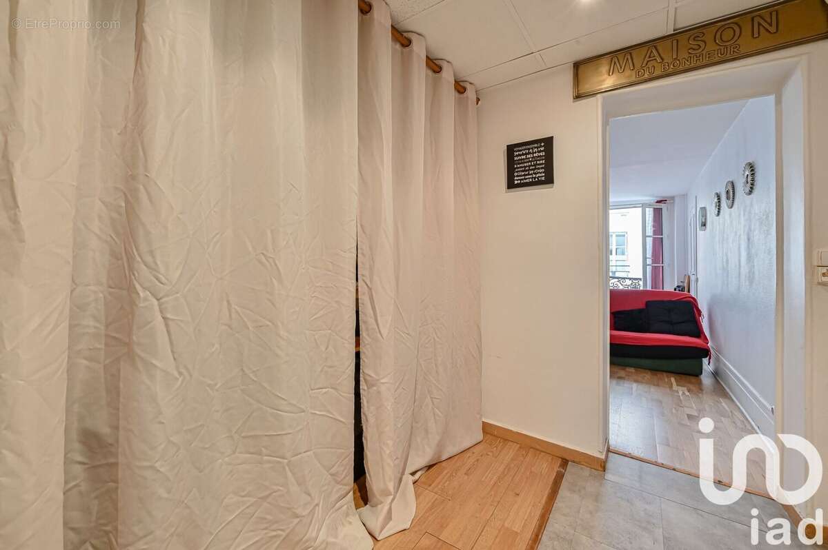 Photo 6 - Appartement à PARIS-18E