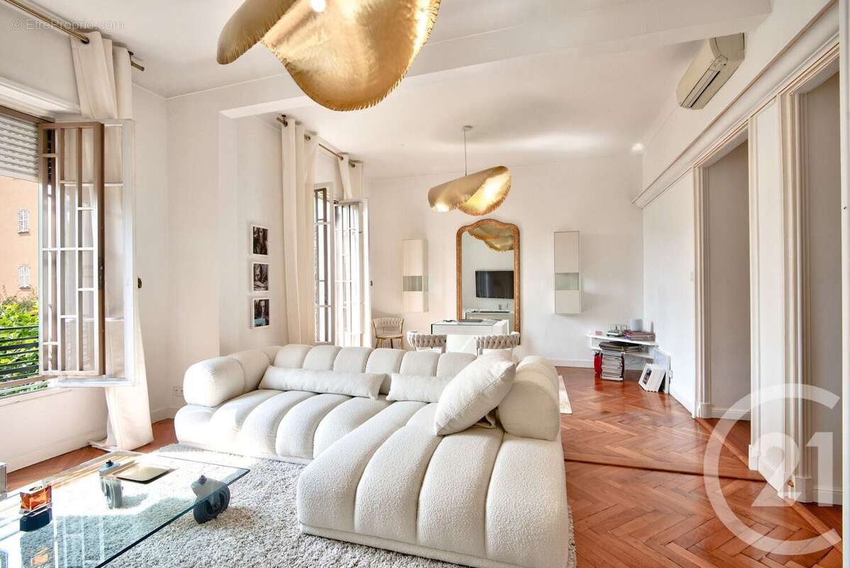 Appartement à NICE