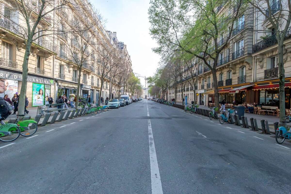 Appartement à PARIS-12E