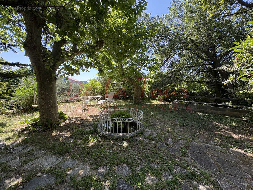 Appartement à MARSEILLE-12E