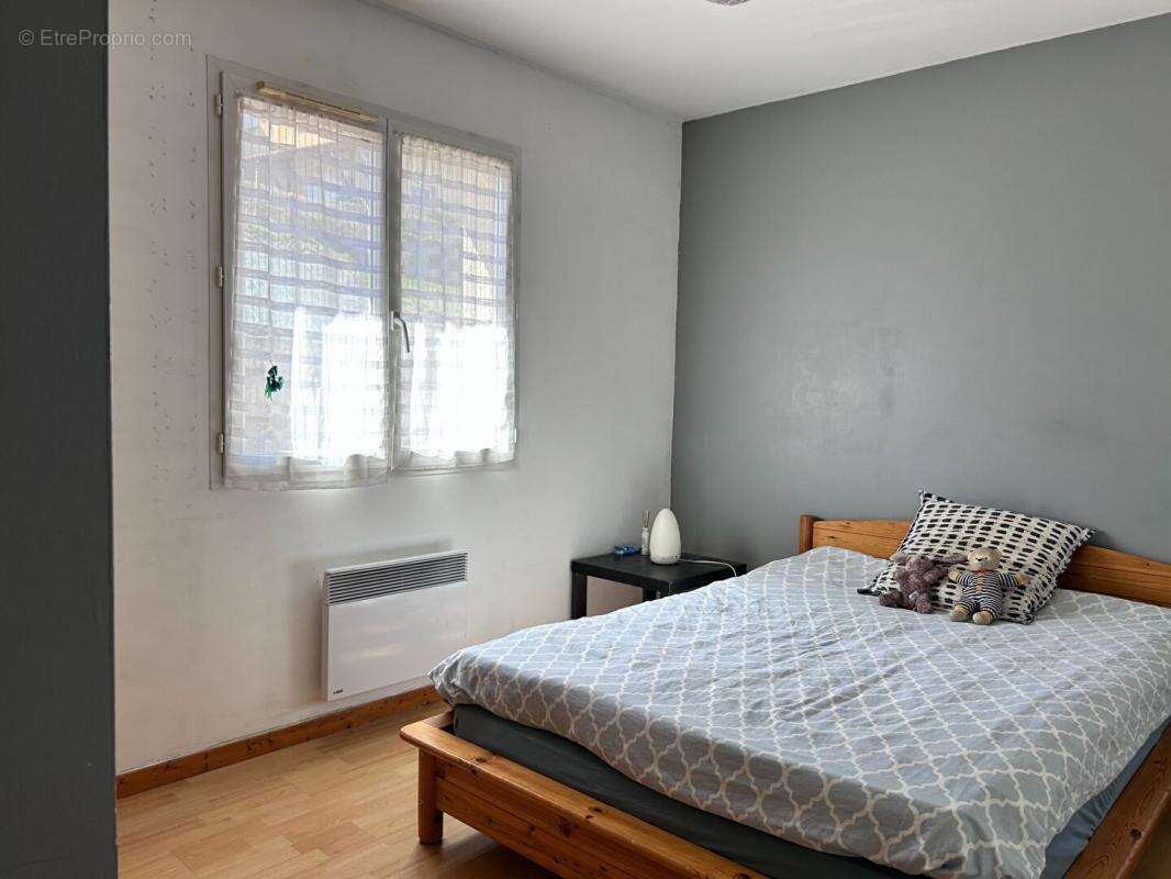 Maison à LONGESSAIGNE