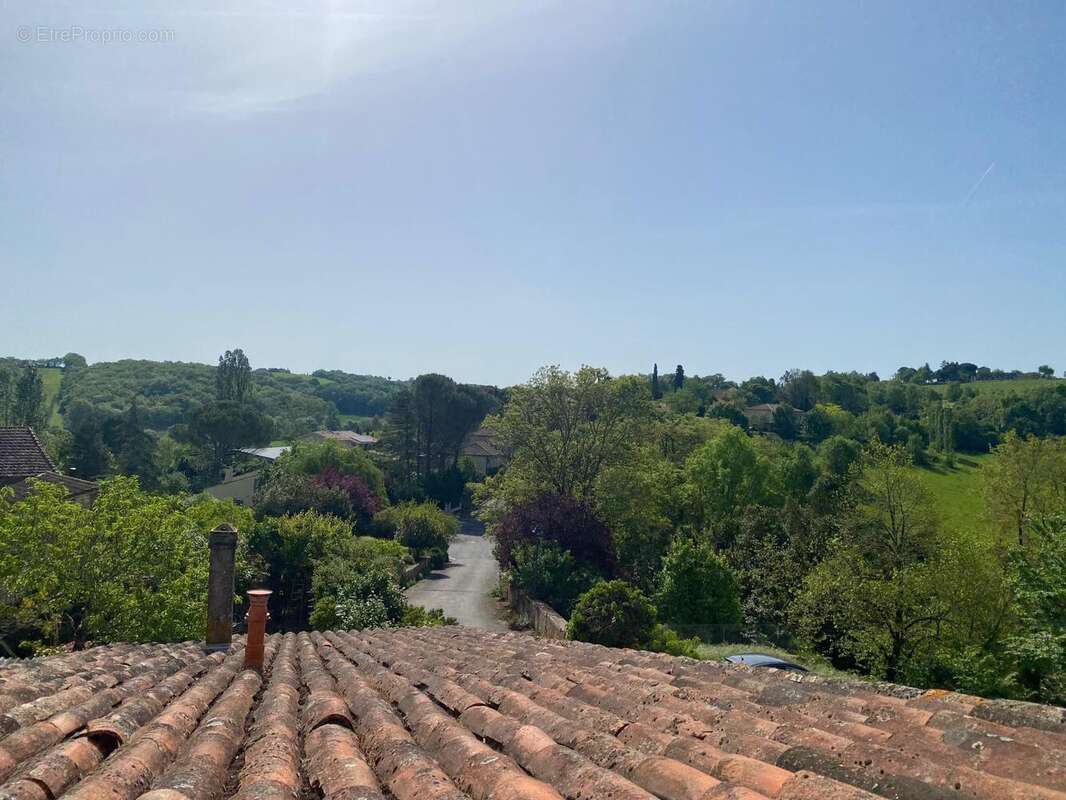 Maison 140 m² à Ordan-Larroque  - photo 6