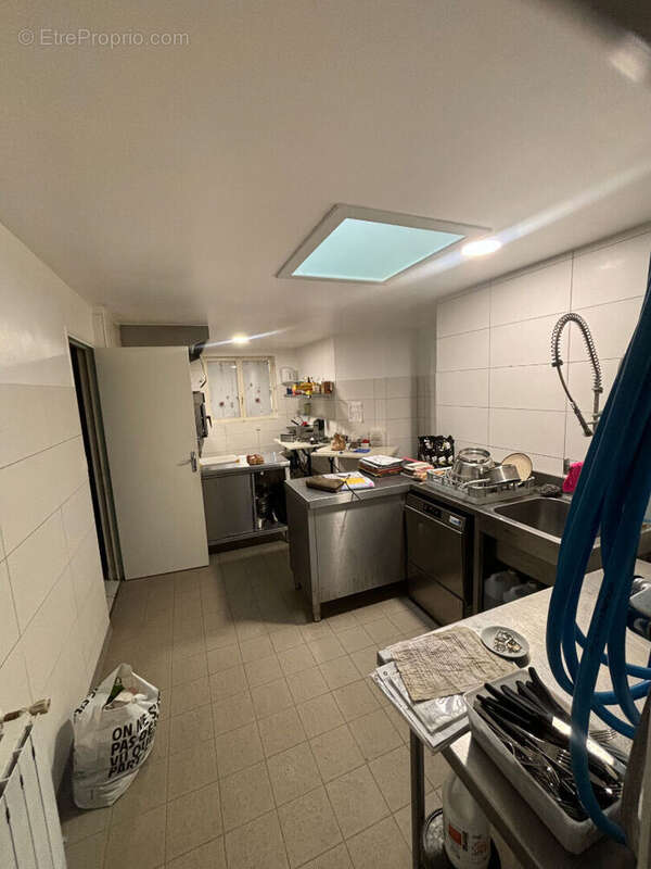 Commerce à PLOUAGAT