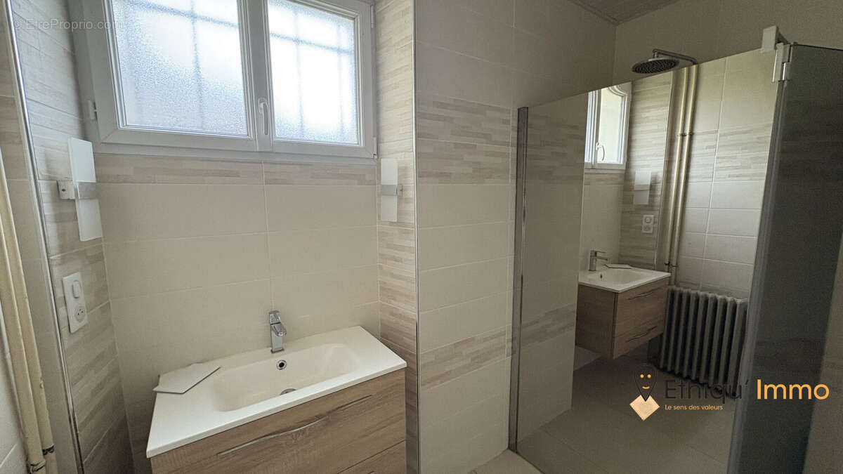 Maison à VILLE-SUR-TERRE