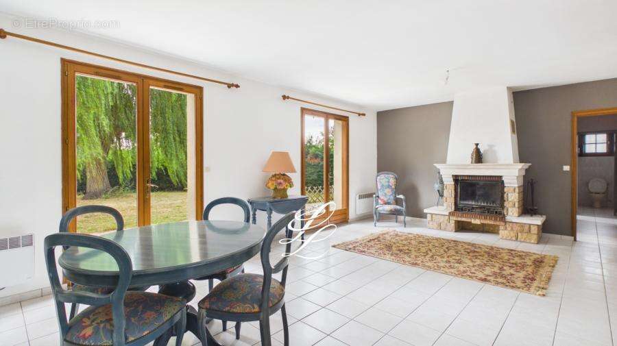 Maison 176 m² à Teloche  - photo 2220