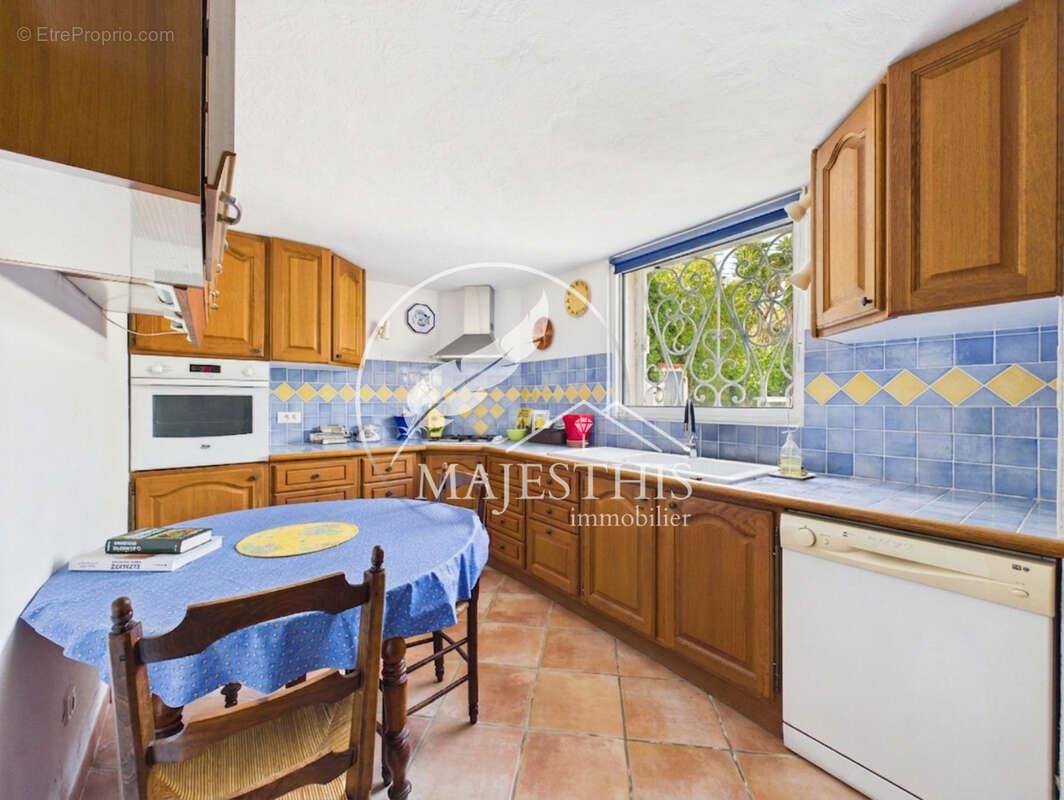 Maison à HYERES
