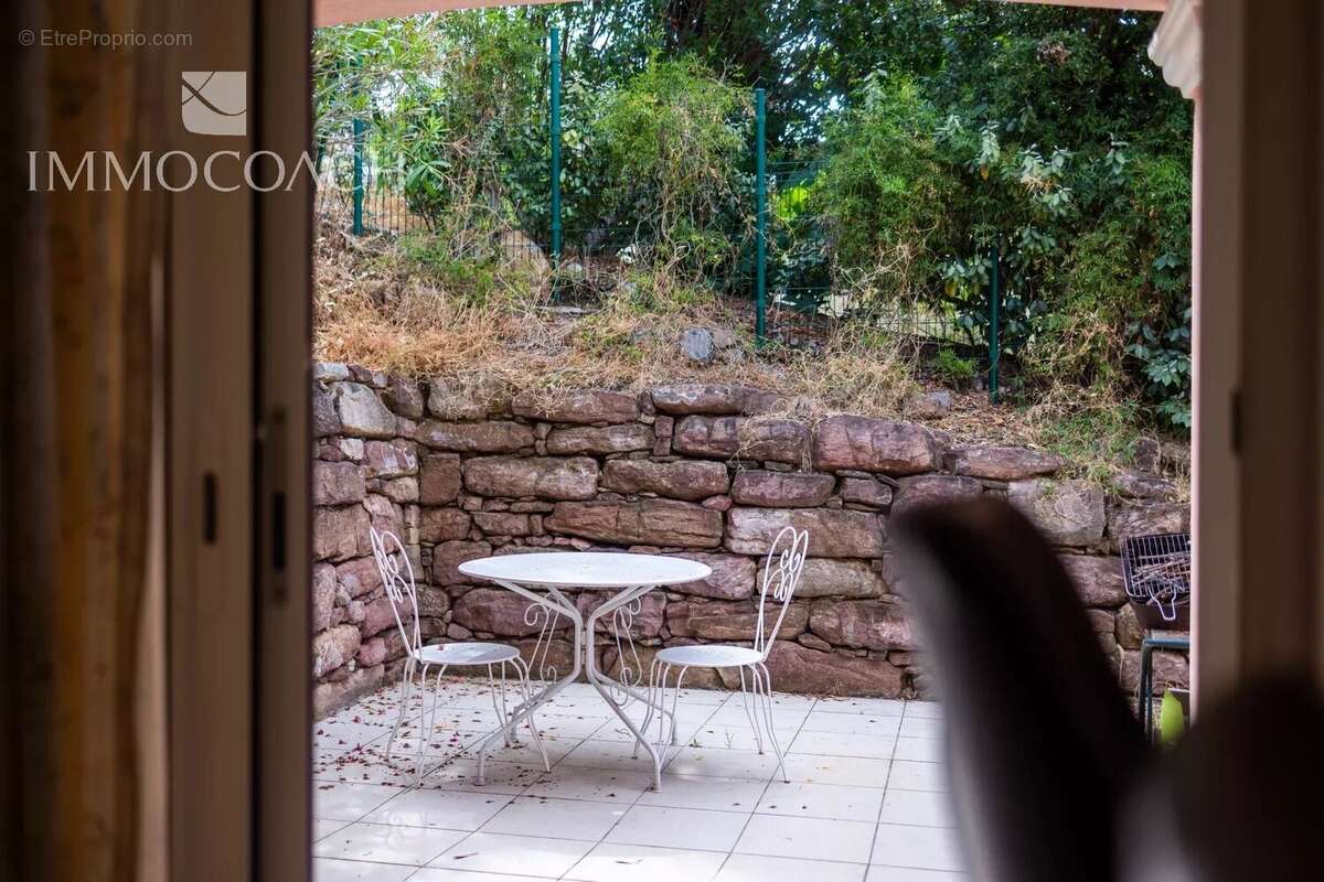 Villa avec piscine , garage proche du golf de Valvros - photo 10