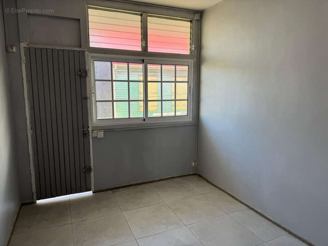 Appartement à CAPESTERRE-BELLE-EAU