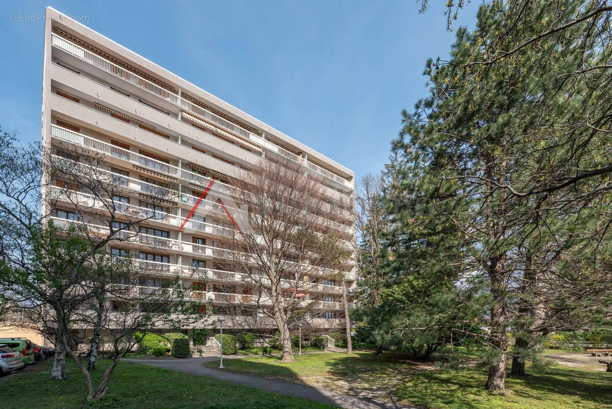 Appartement à SASSENAGE