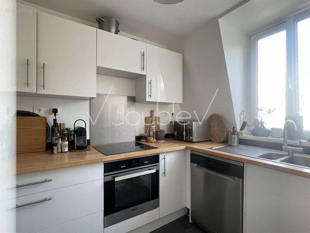 Appartement 43 m² à Lille  - photo 2