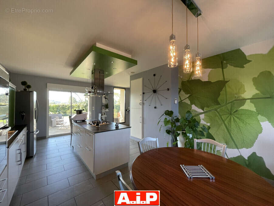 Maison à SAINT-MESMIN