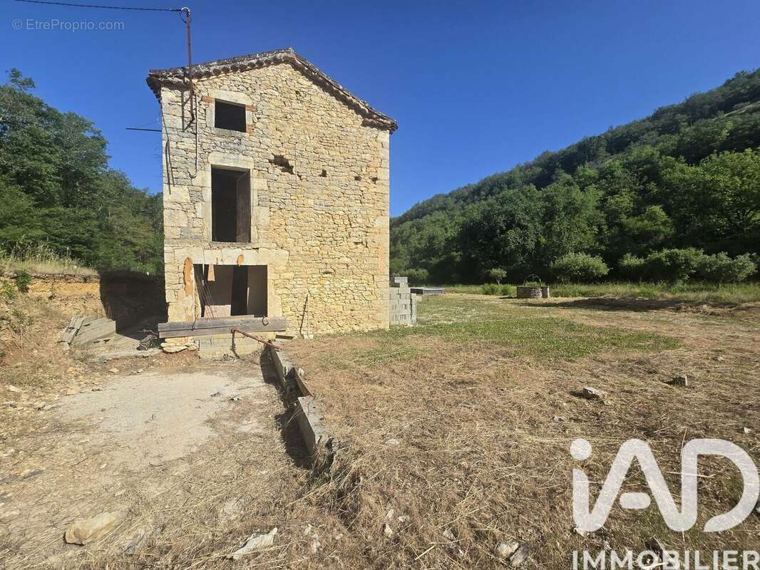 Maison 78 m² à Saint-Medard  - photo 2