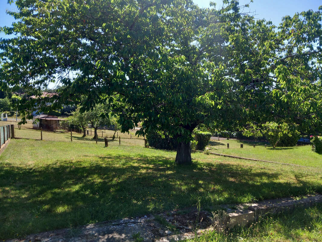 Maison à MONSEMPRON-LIBOS