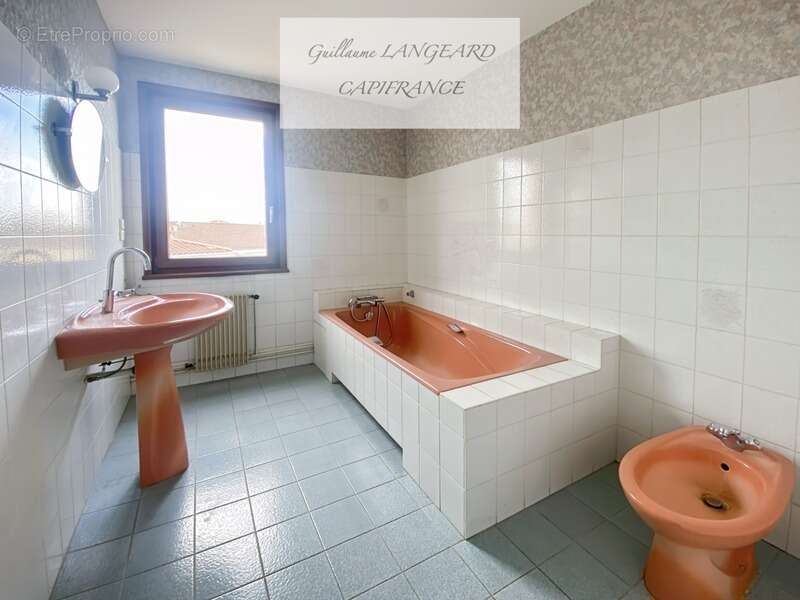 Maison à DOMPIERRE-SUR-CHALARONNE