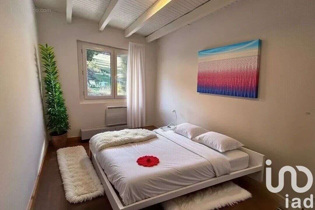 Photo 5 - Appartement à CHATEAU-BERNARD