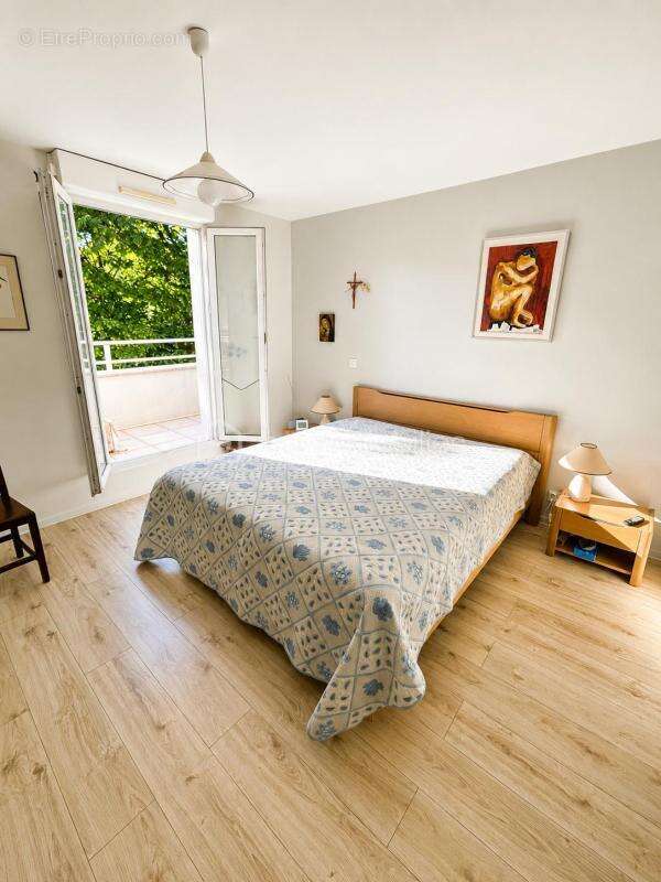 Appartement à OZOIR-LA-FERRIERE