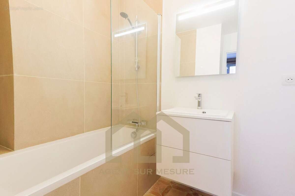 Appartement à PARIS-6E