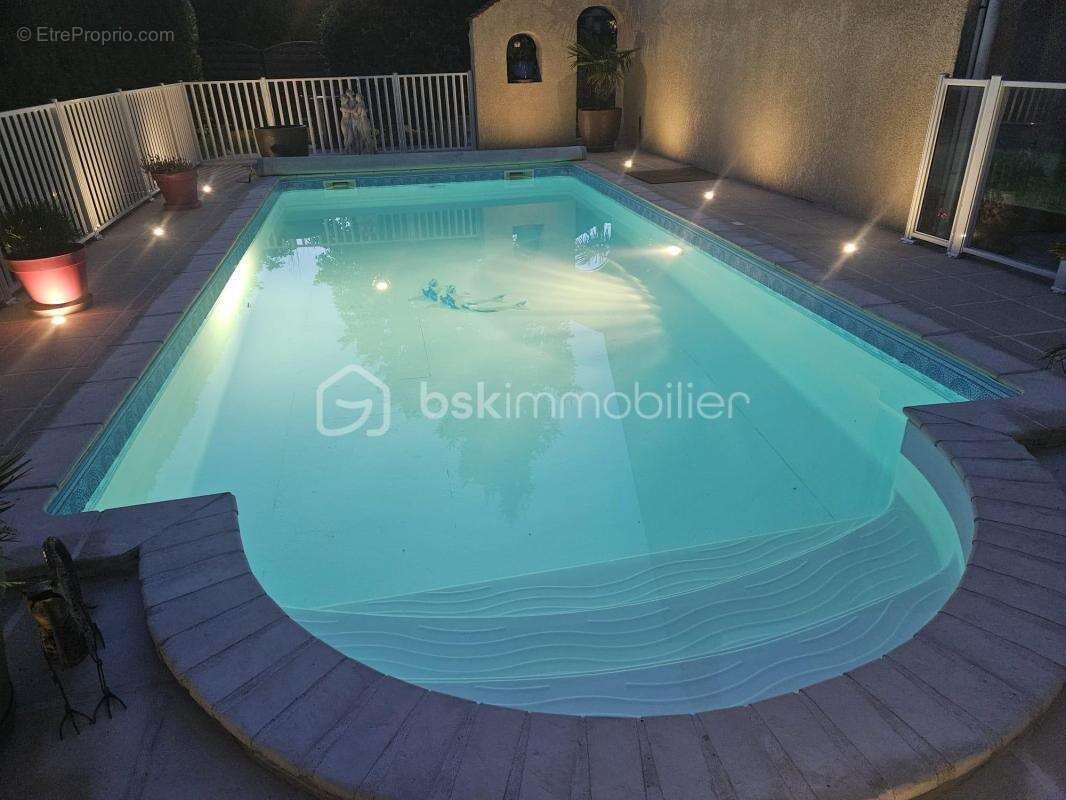 Maison à CLAYE-SOUILLY