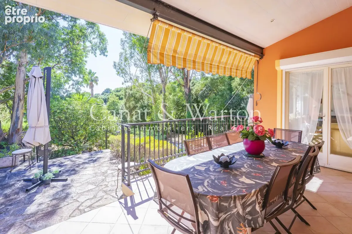 Domaine sécurisé à la croix valmer: villa avec un grand terrain arboré & piscine - photo 4
