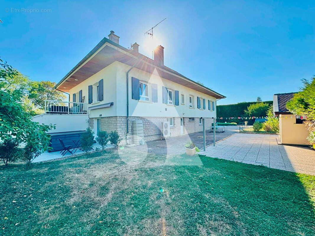 Maison d'exception chatenois  - des volumes à couper le souffle ! - photo 14