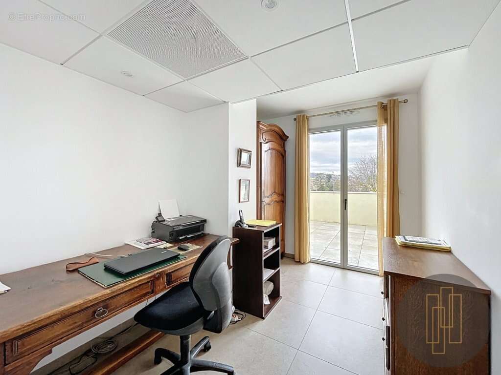 Appartement à ANSE