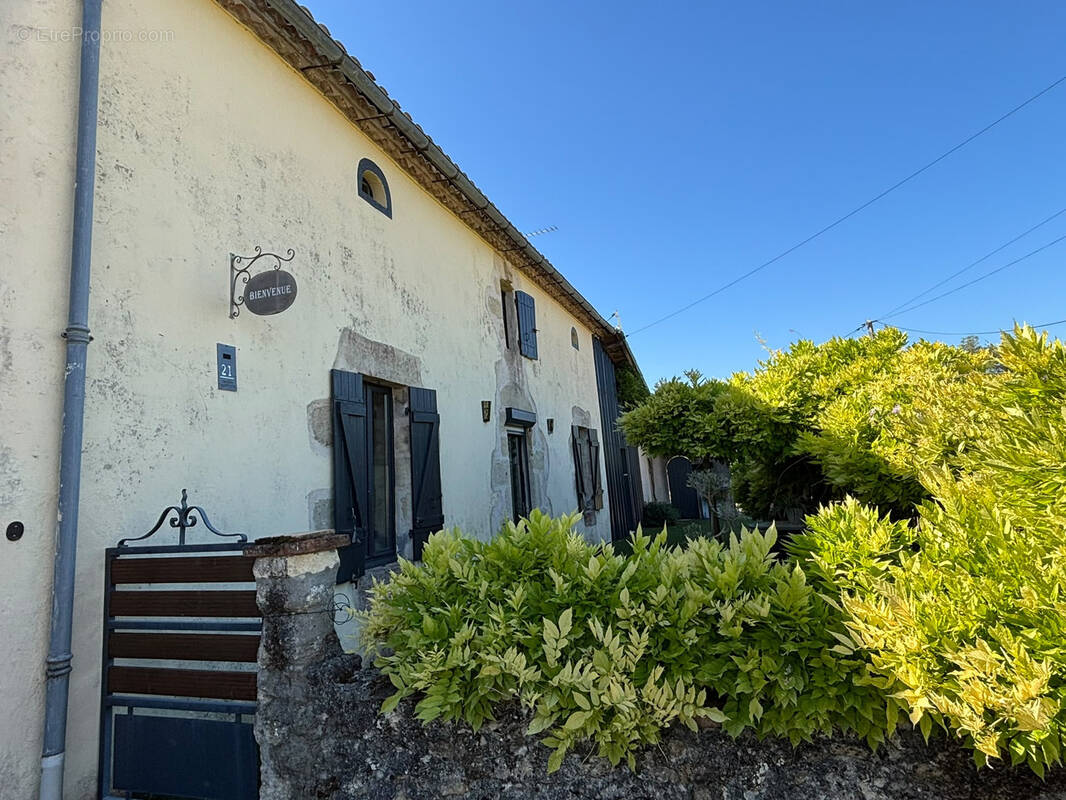 Maison à SAINT-PIERRE-DE-BAT