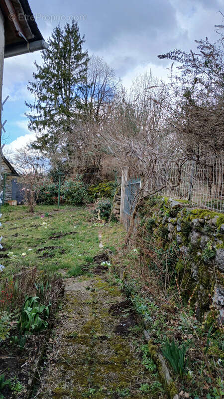 Maison à SALINS