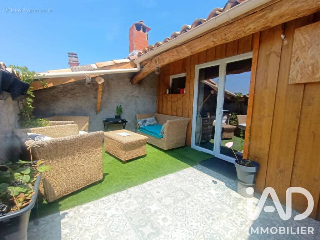 Photo 1 - Maison à POUZOLLES