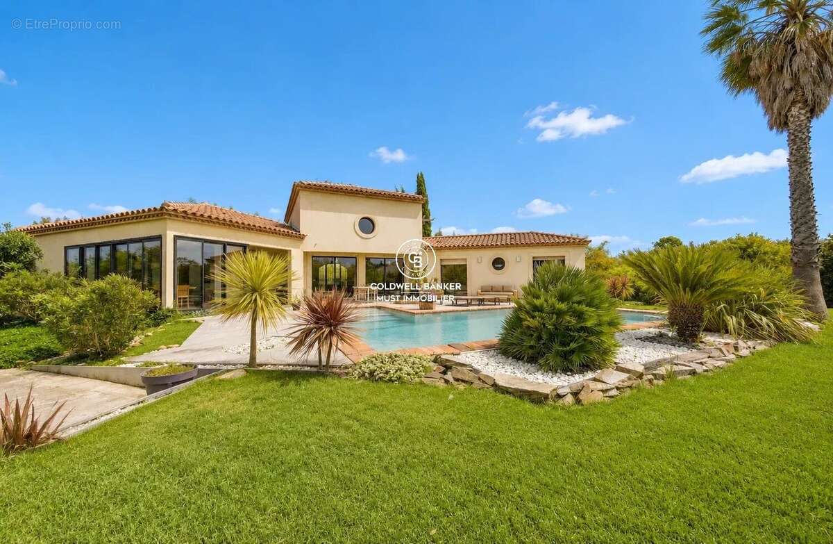 Maison à SAINT-FELIU-D'AVALL