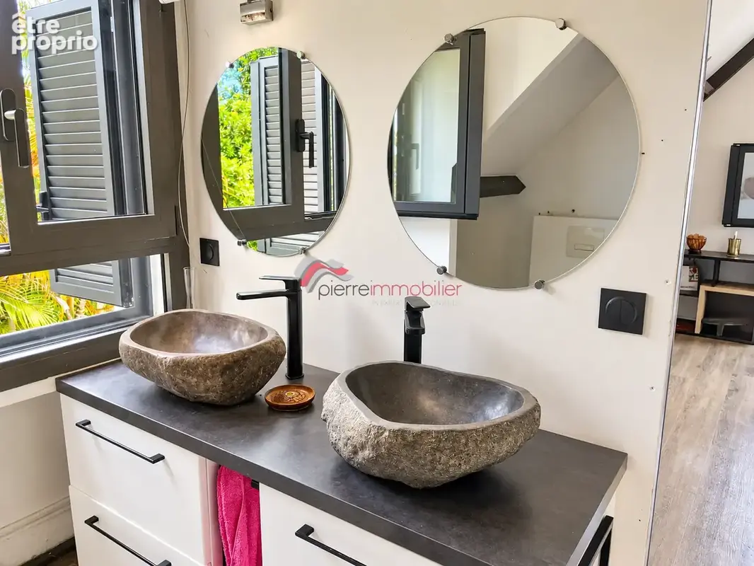 Le tampon   secteur la pointe  villa 6/7 pièces avec piscine et vue dégagée sur le littoral - photo 8