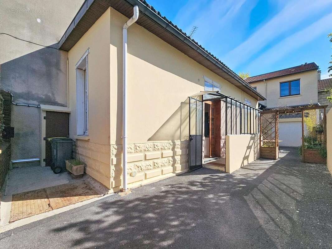 Photo 2 - Maison à REIMS