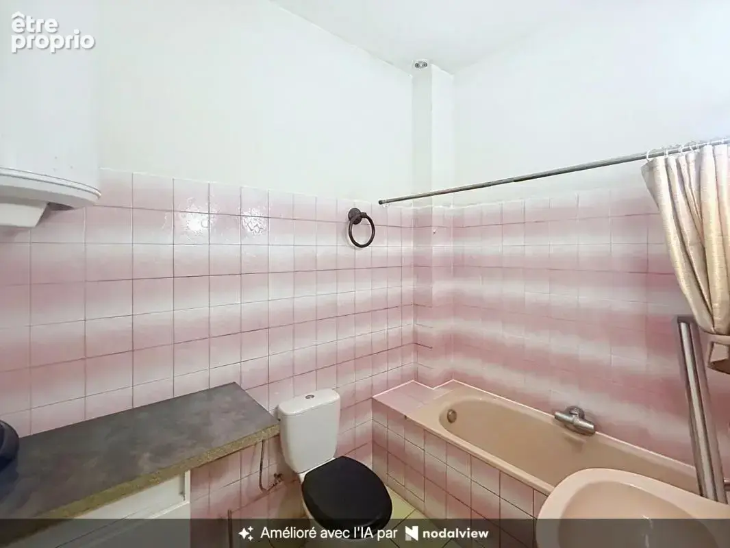 30000  NIMES - studio 36 m2 climatisé au RDC - Vendu Loué - - photo 4