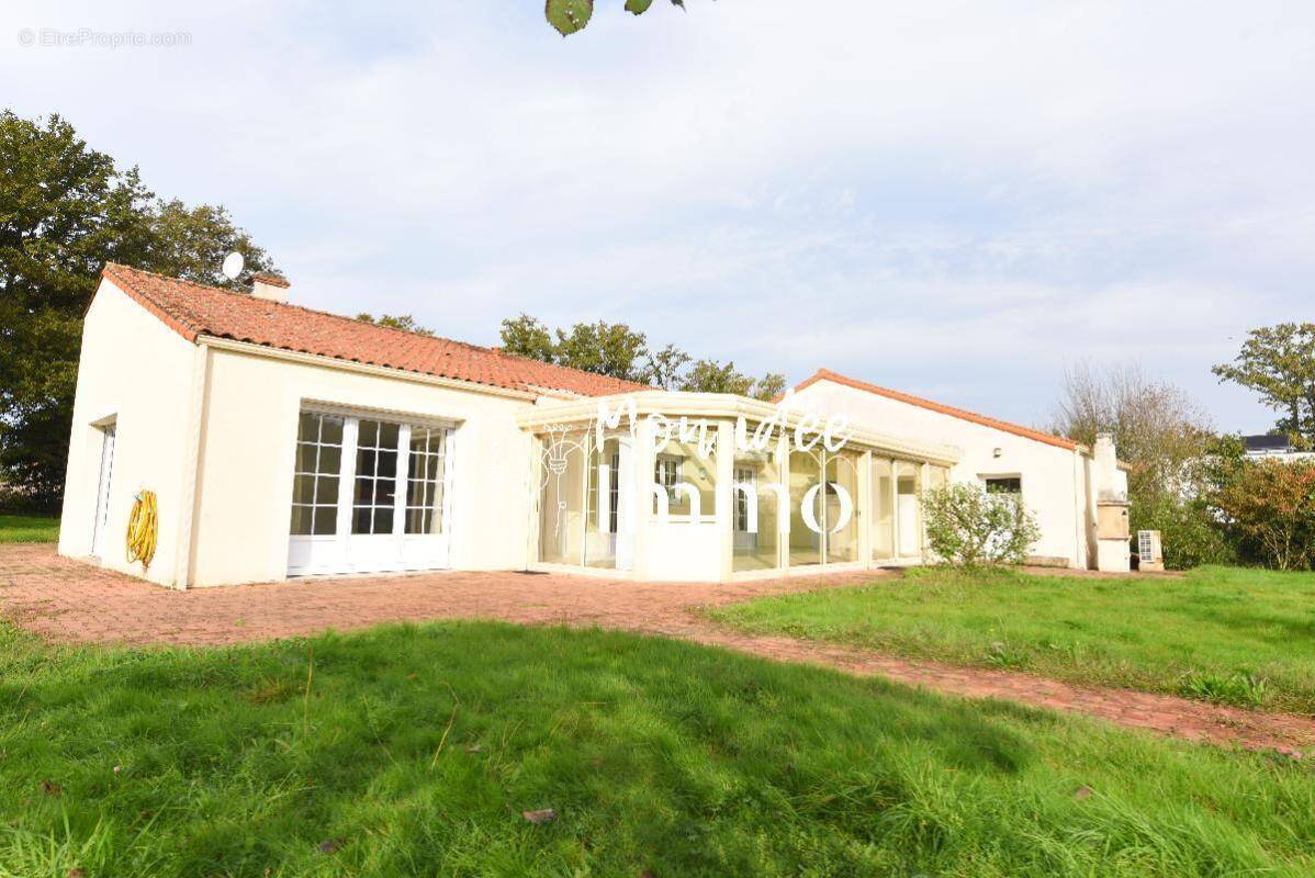 Maison à HAUTE-GOULAINE