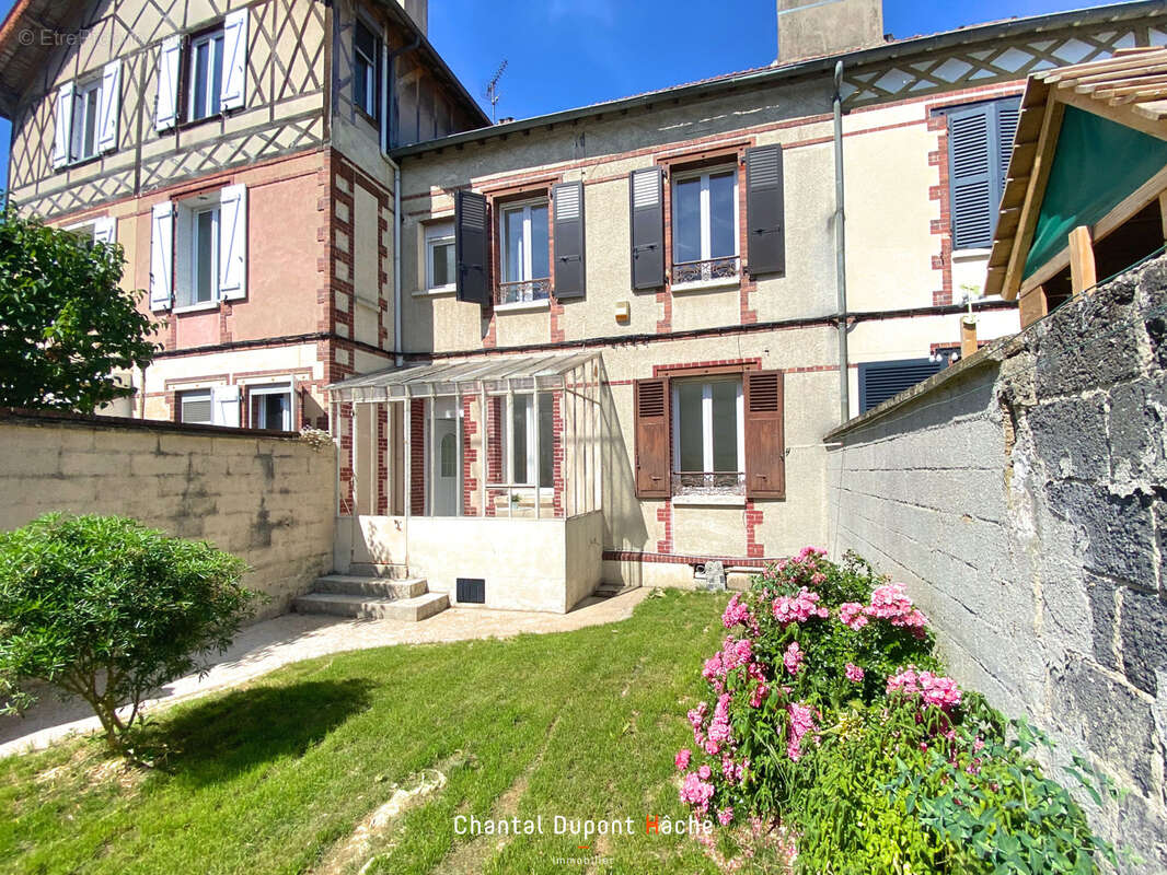 Maison à CHARTRES