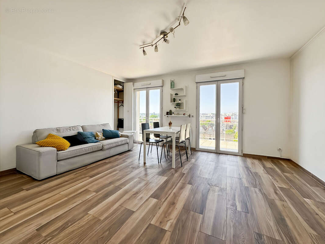 Appartement à ROSNY-SOUS-BOIS